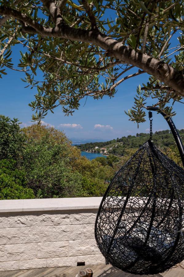Uniquely Designed Villa Ivana With Outdoor Jacuzzi Nearby The Pebble Banje Beach At The Island Of Solta Rogač Dış mekan fotoğraf